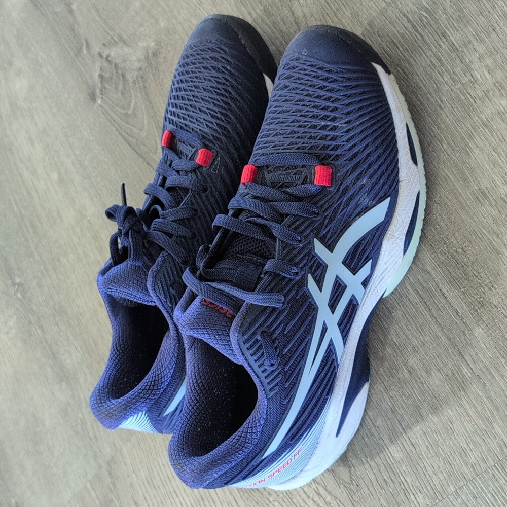 Asics Sneakers